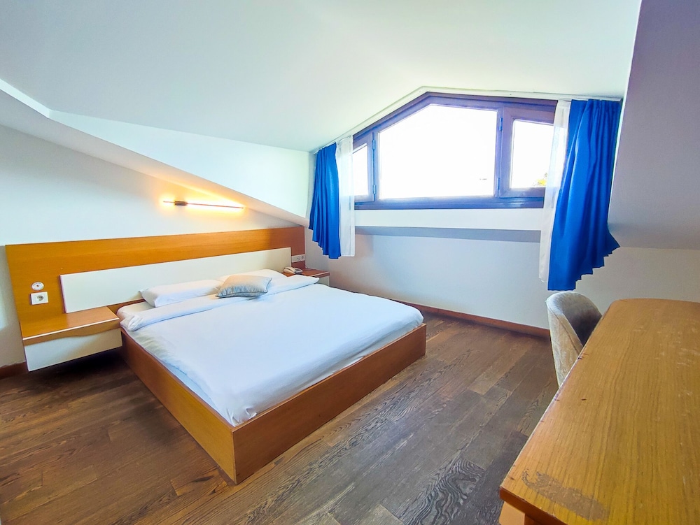 Attic Single Room, Sea View photo 1