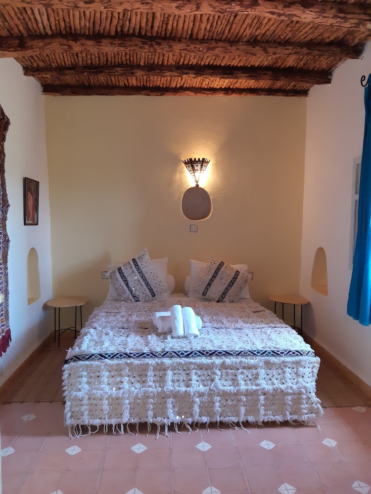 Double Room, Garden View (Yasmine) photo 1