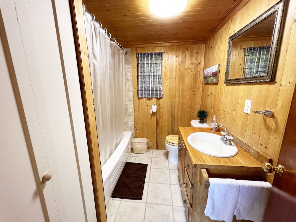 Comfort Cabin (B) photo 2