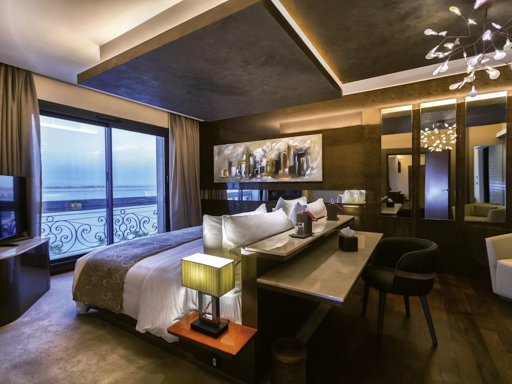Presidential Suite, 2 Double Beds, Lake View