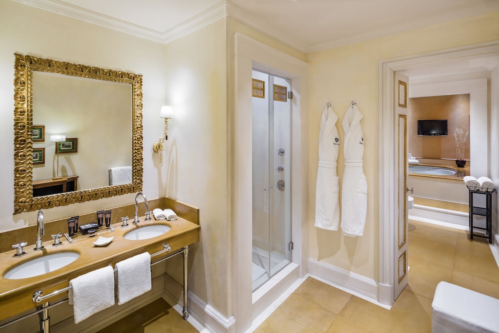 Santa Croce Royal Suite, Stay for Kids and Teens Included - Photo 7