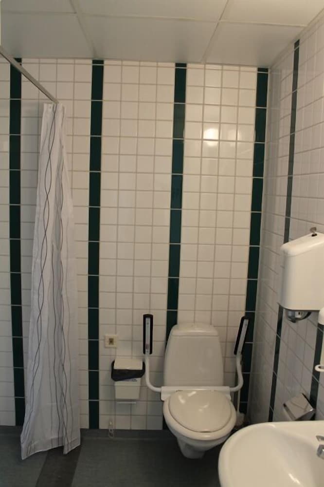 Twin Room, Private Bathroom (Pets Not allowed) photo 3