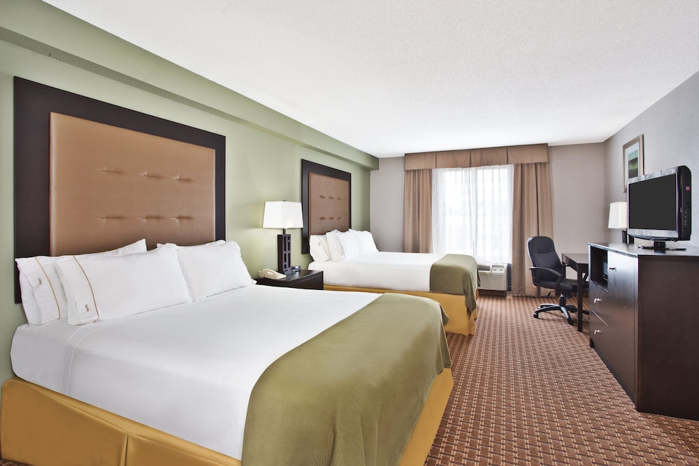 Standard Room, Multiple Beds photo 2
