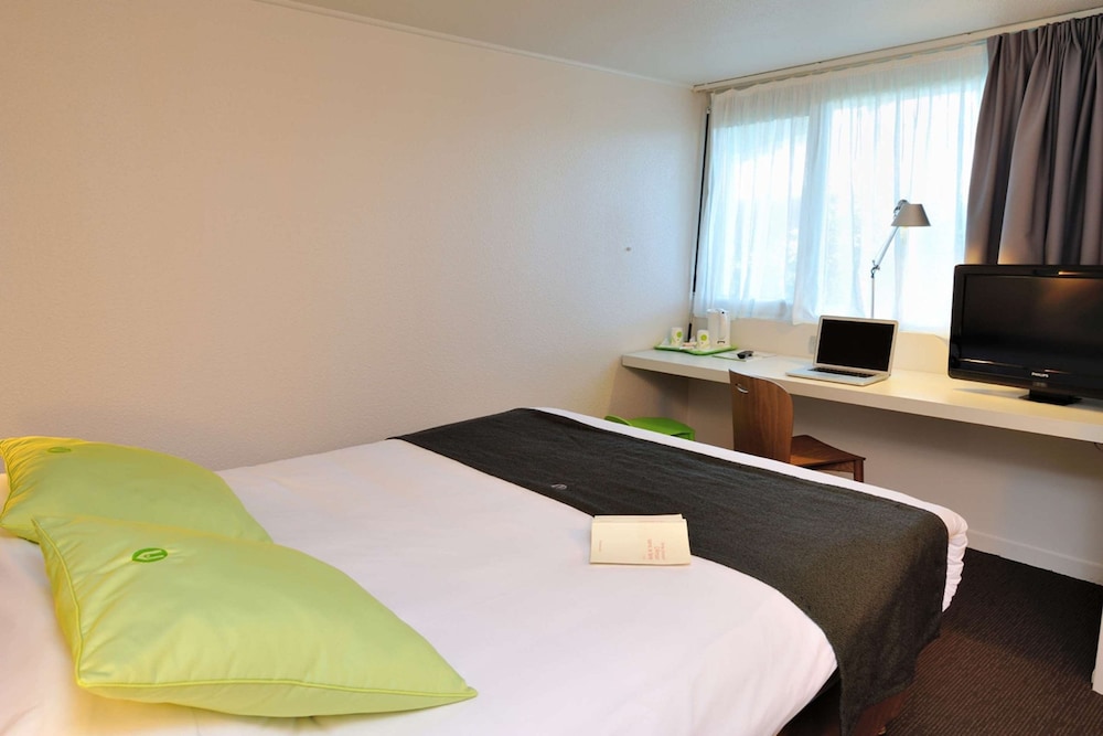 Standard Room, 1 Double Bed - Photo 9