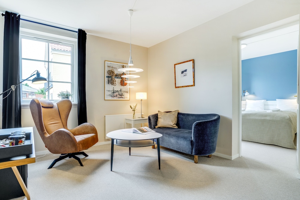 Suite, 1 Bedroom, Patio photo 1
