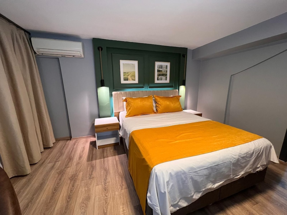 Standard Room photo 2