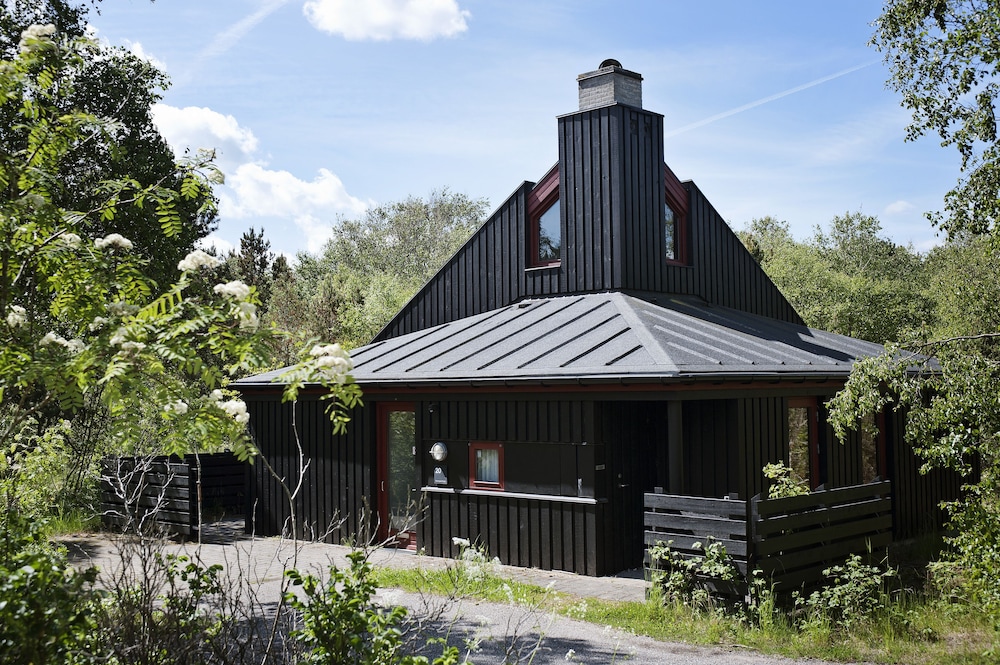House, 2 Bedrooms, Terrace (Linen Excluded) photo 2