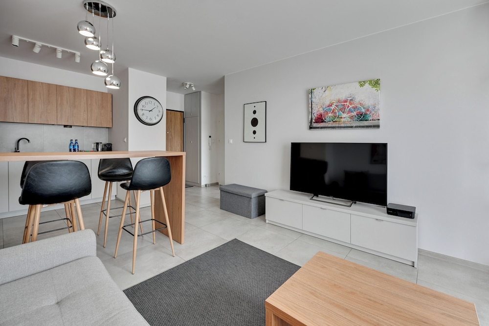 City Apartment - Photo 14