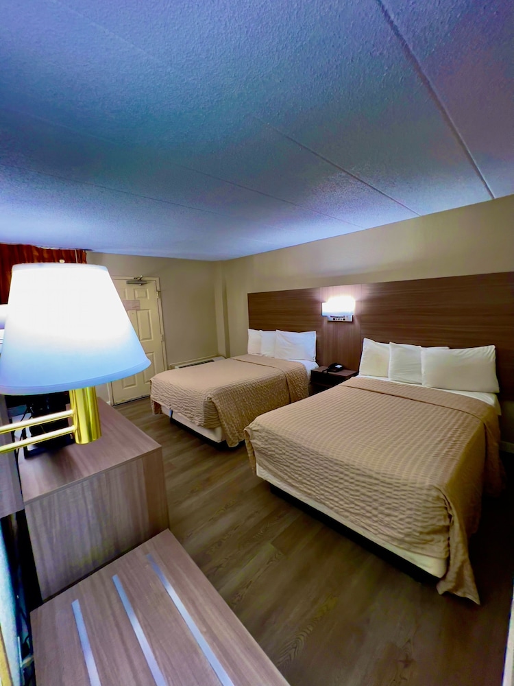 Room, 2 Double Beds, Non Smoking - Photo 2