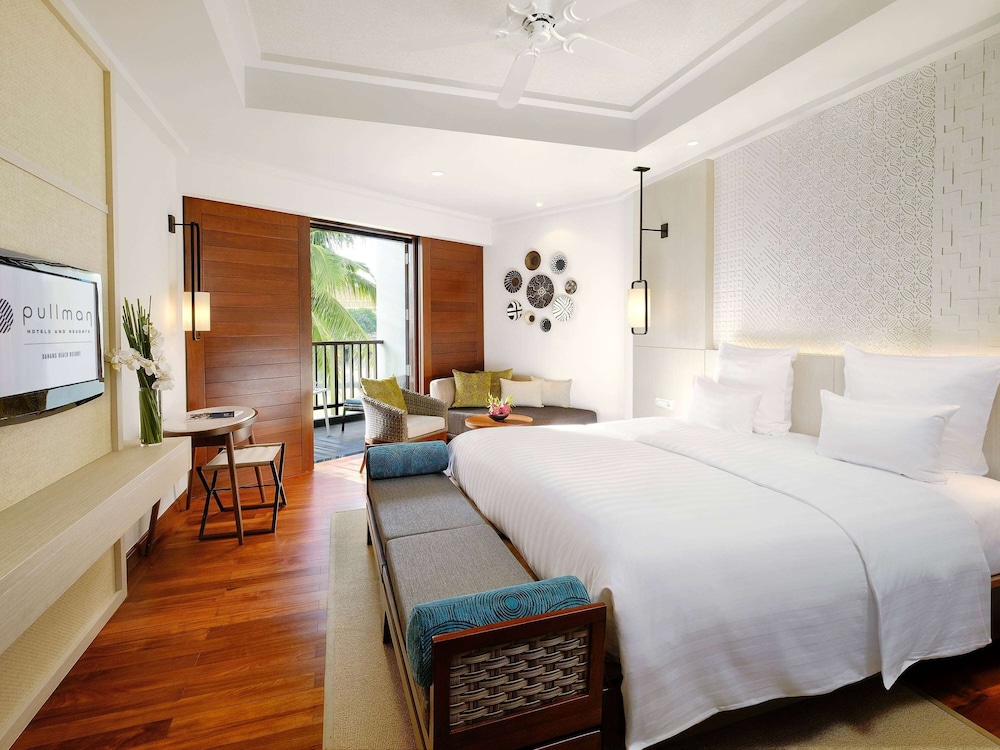 Superior Room, 1 Queen Bed, Balcony - Photo 1
