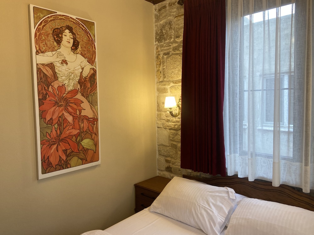Business Double Room - Photo 6