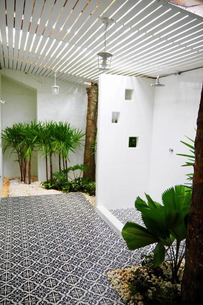 Villa with Private Pool photo 3