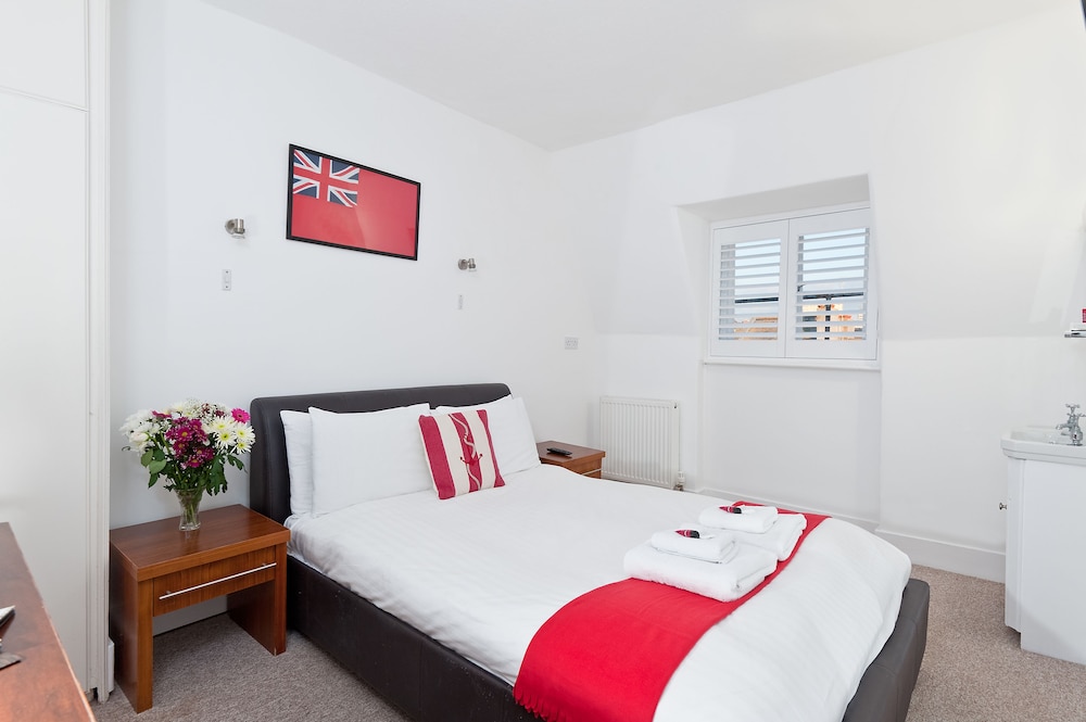 Double Room with Shared Bathroom (Top Floor)