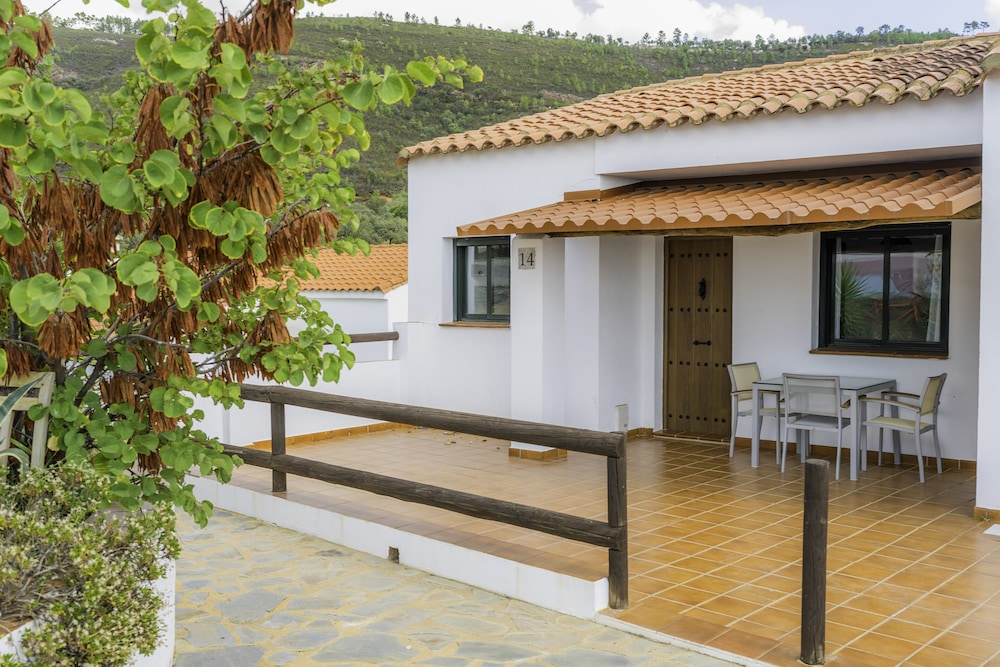 Apartment, 1 Bedroom, Terrace, Mountain View - Photo 3