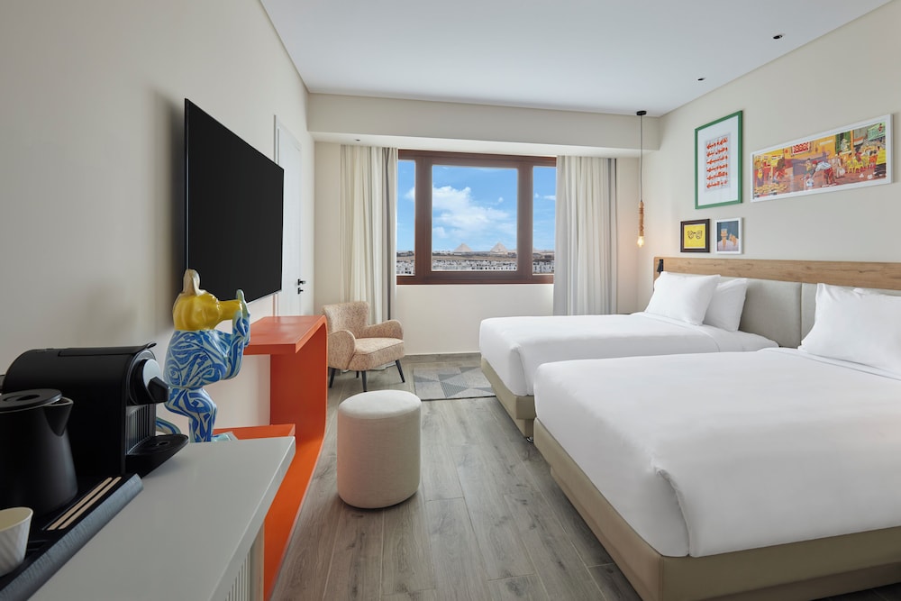 Basic Double or Twin Room, 2 Twin Beds (Pyramid View)
