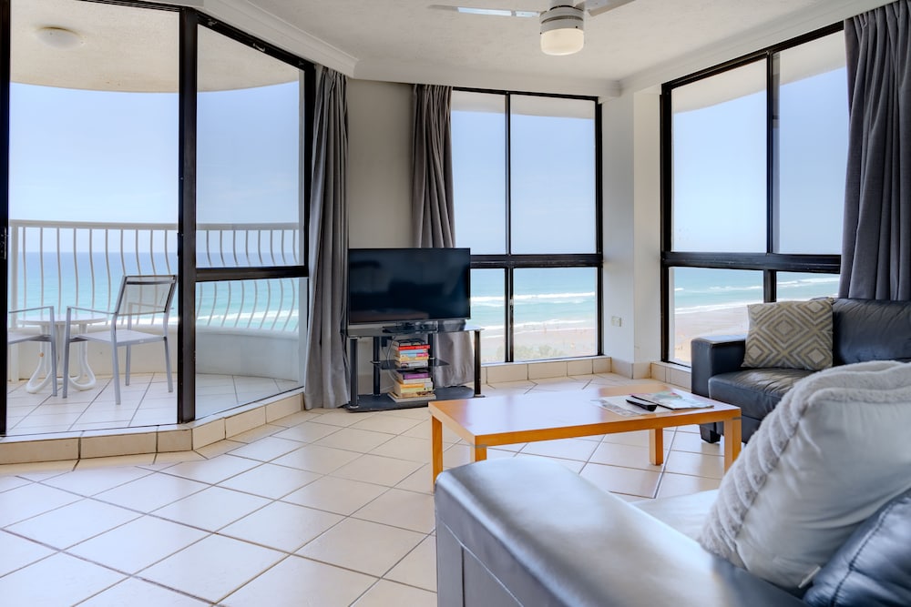 Two-Bedroom Apartment with Ocean View photo 1