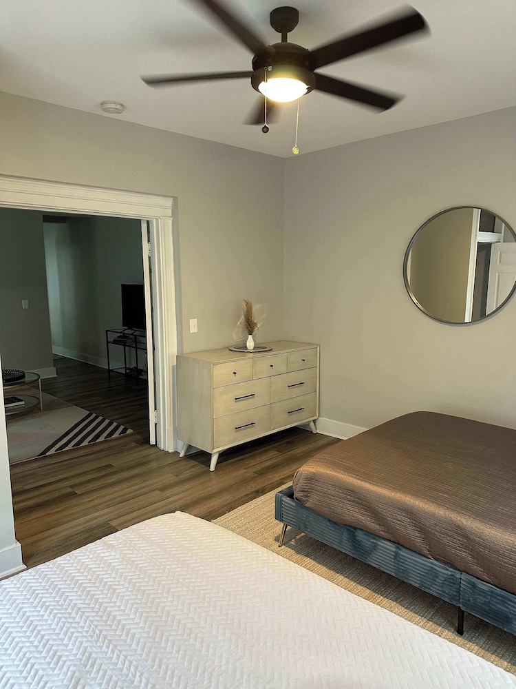 House, Multiple Beds, Kitchen photo 2