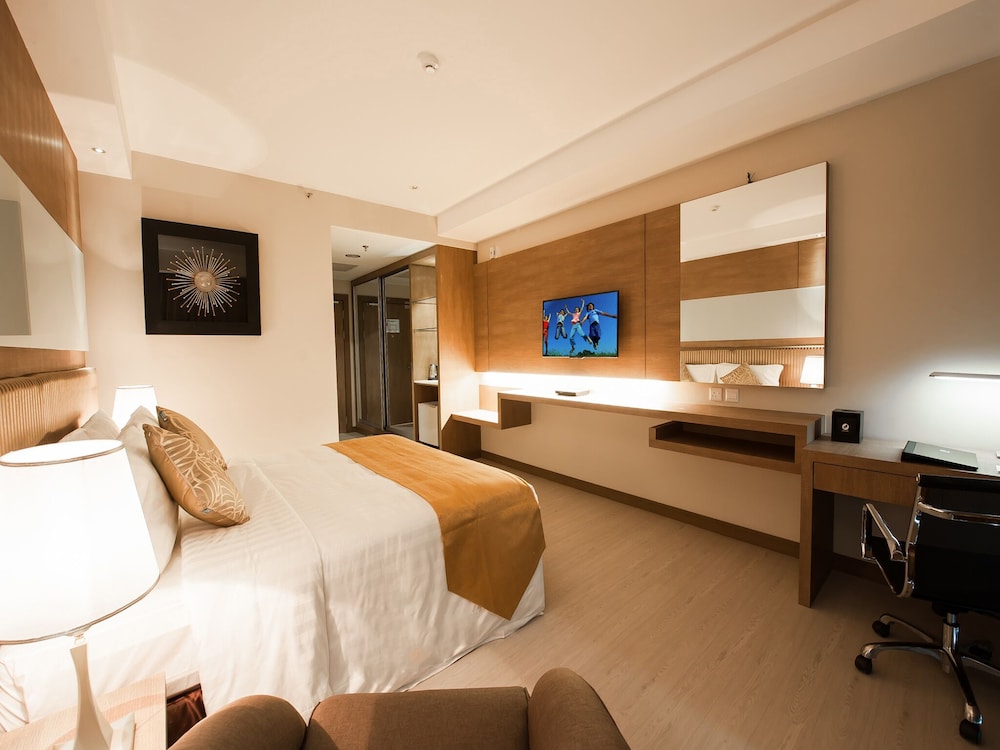 Deluxe Twin Room, City View