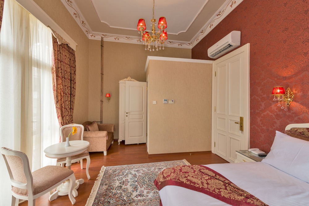 Deluxe Double or Twin Room photo 3