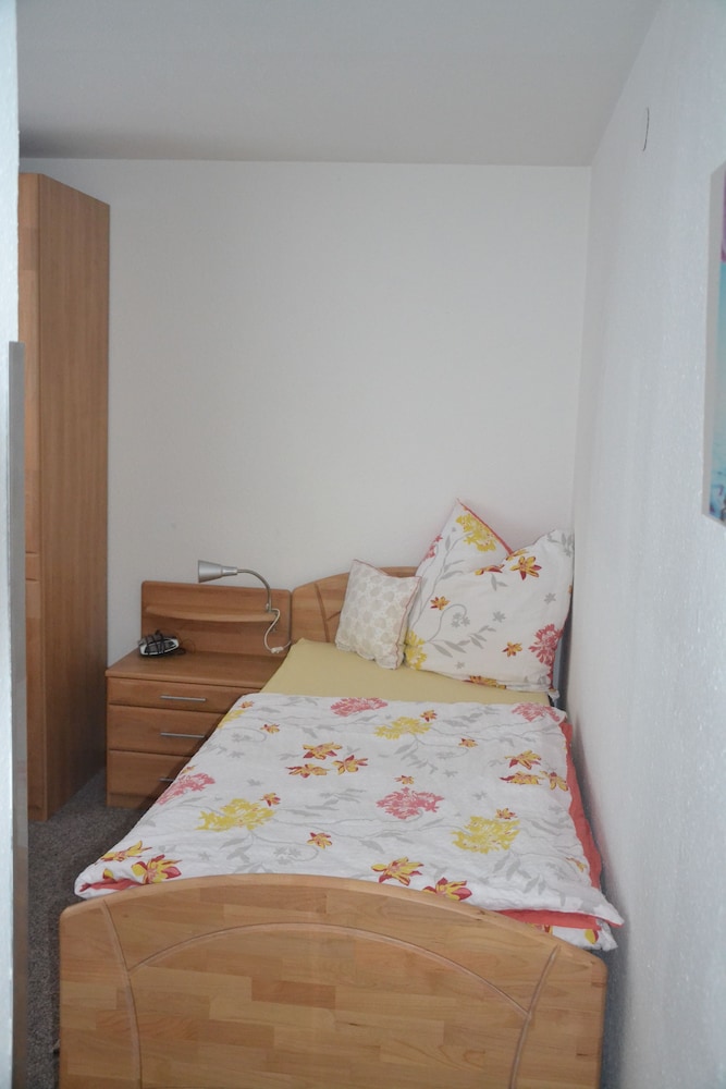 Apartment (No 2) photo 3