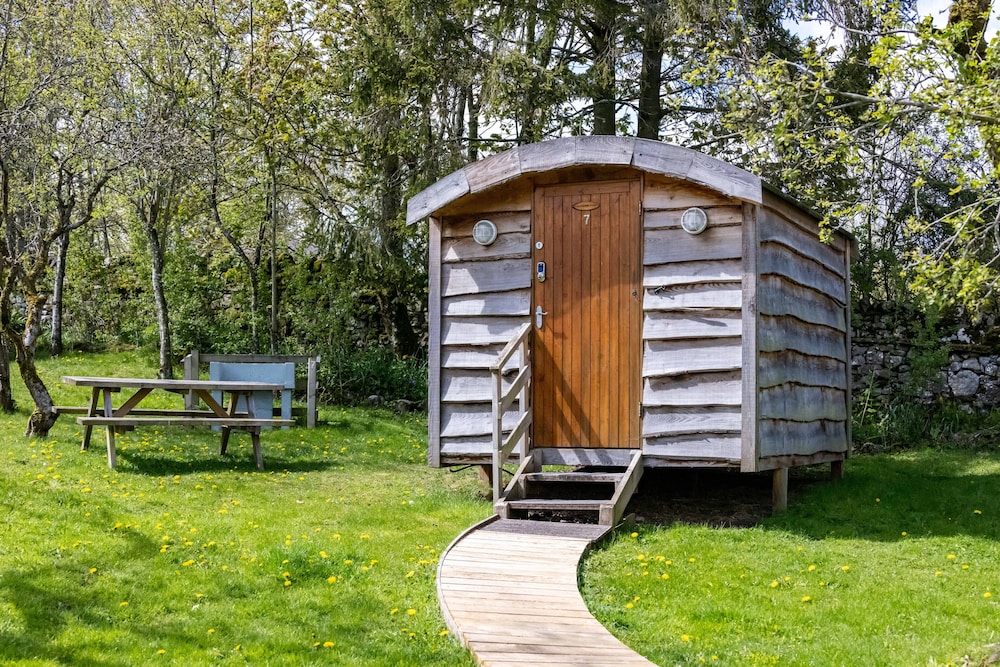7 - Allington Pippin Camping Pod photo 1