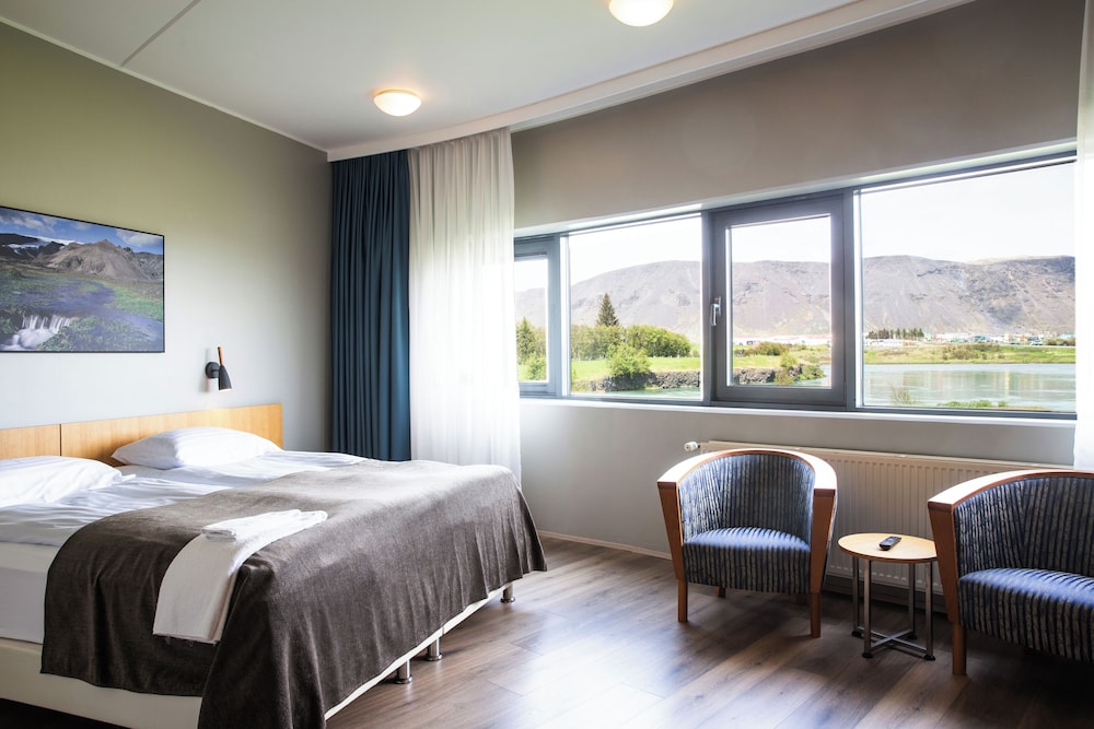 Superior Double or Twin Room, River View - Photo 1