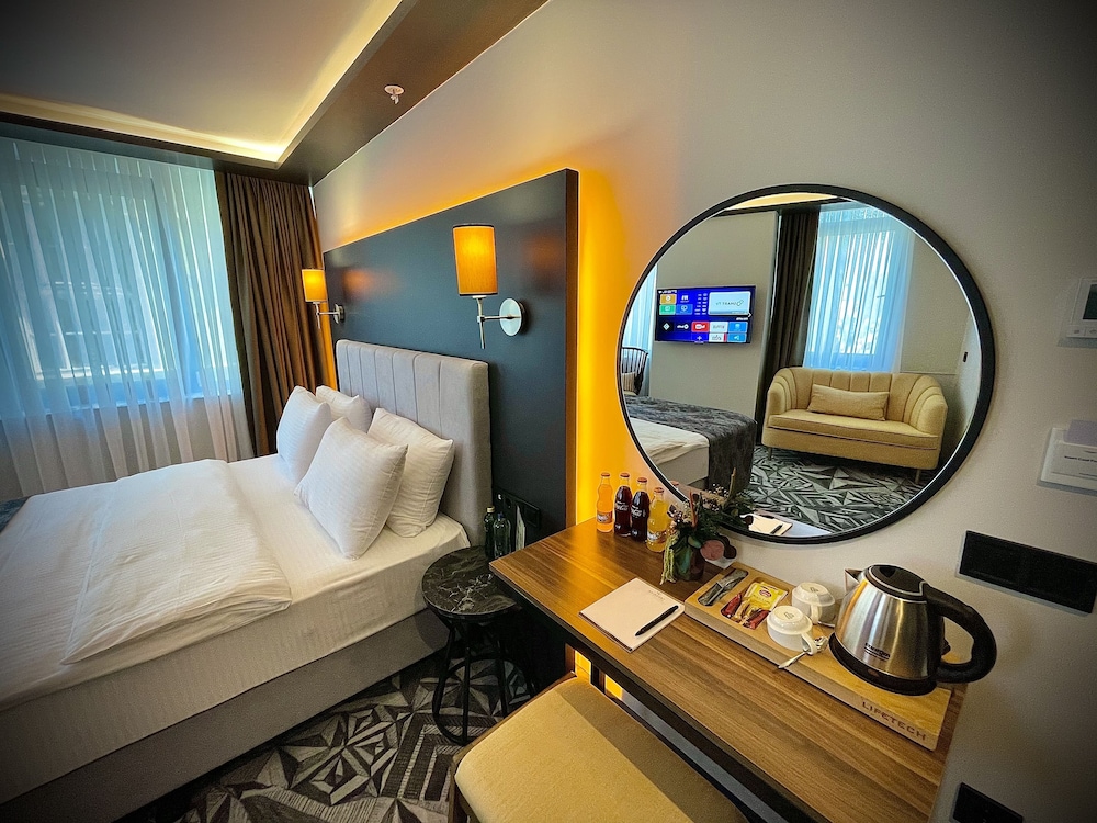 Superior Double or Twin Room photo 1