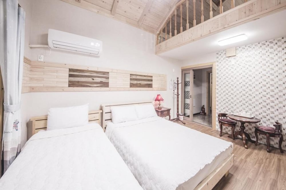 Basic Room, 1 Bedroom (복층 A-5)