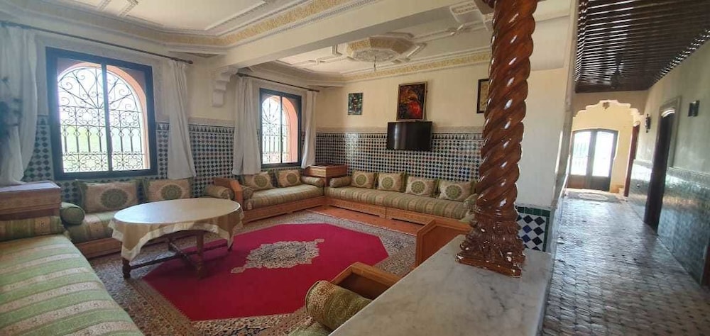 Superior Villa photo 2