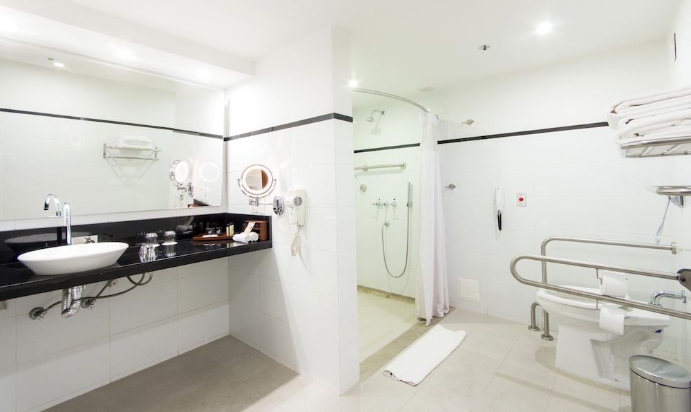 Business Room, Mobility Accessible
