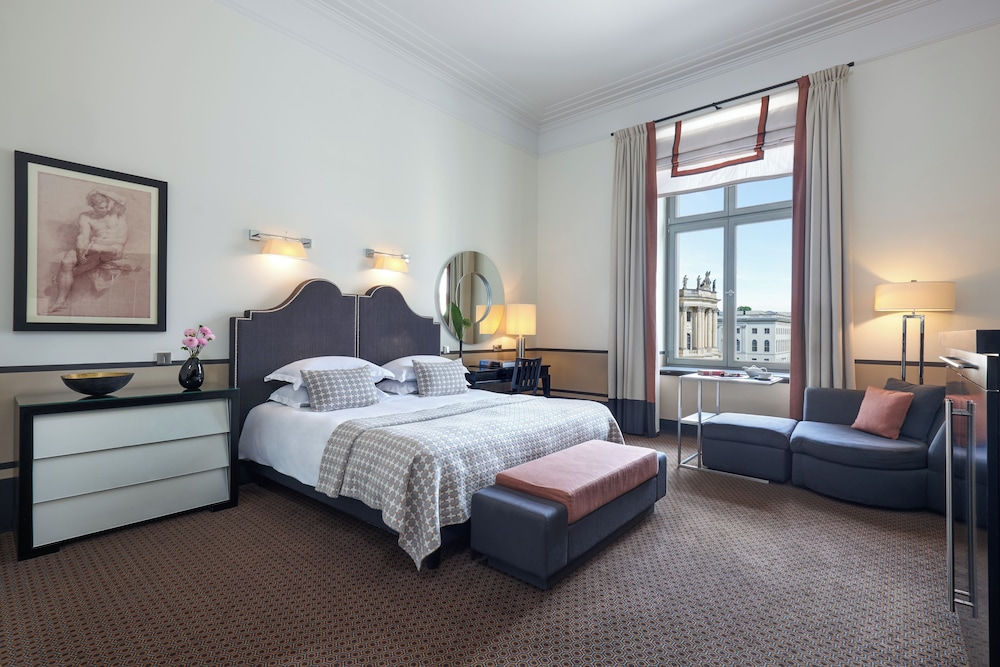 Deluxe Room (Bebelplatz) - Photo 1