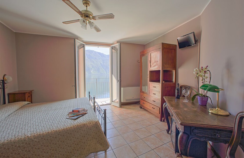 Comfort Double Room, Lake View