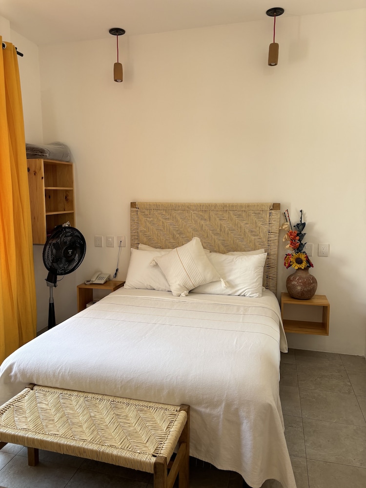 Basic Double Room photo 1