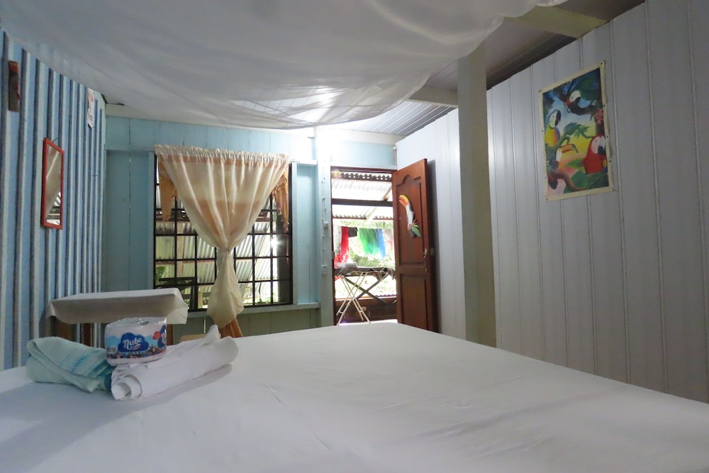 Basic Room, 1 Double Bed photo 3