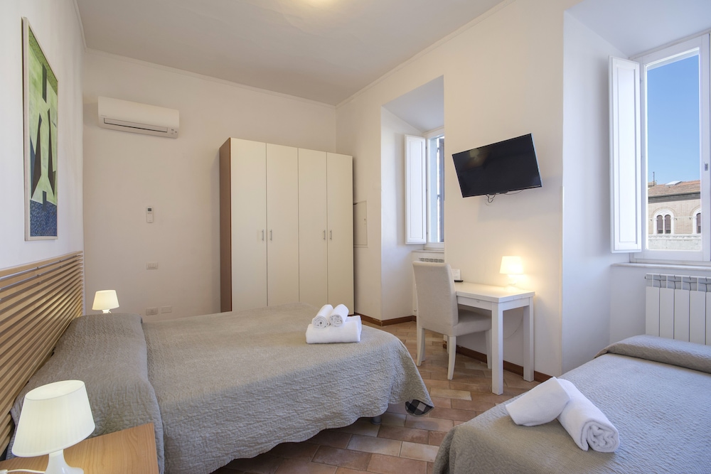 Grand Apartment, 2 Bedrooms