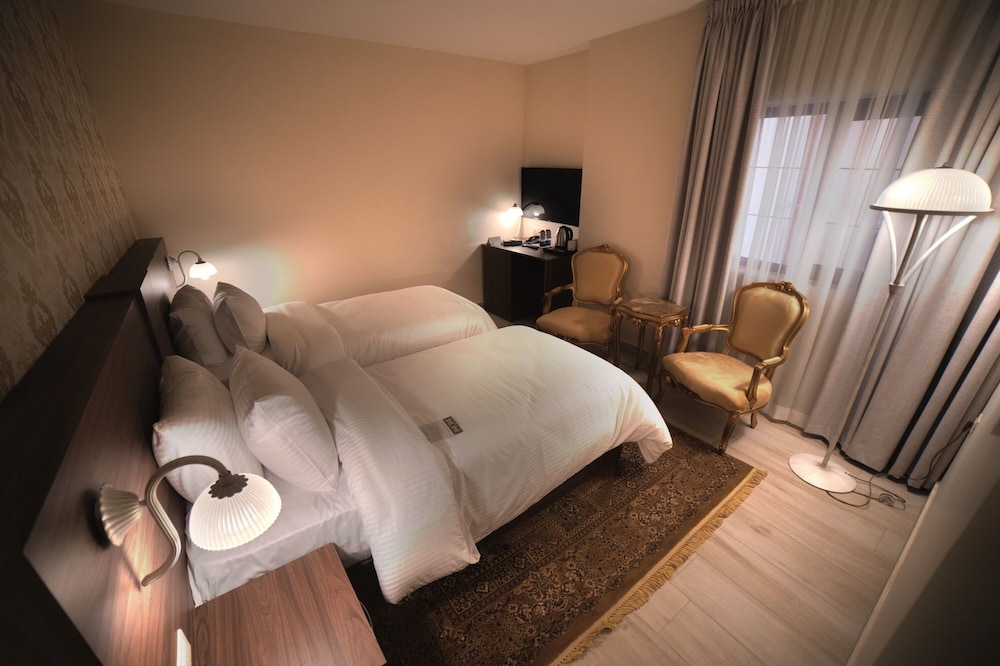 Premium Twin Room