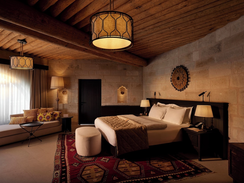 Junior Suite - Photo 1