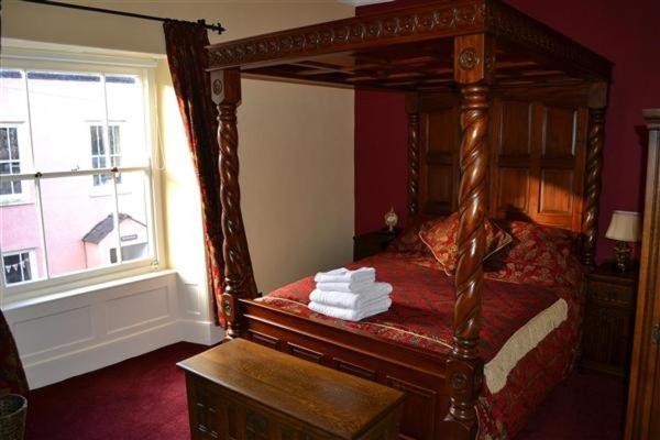 Deluxe Double Room with Bath - Photo 15