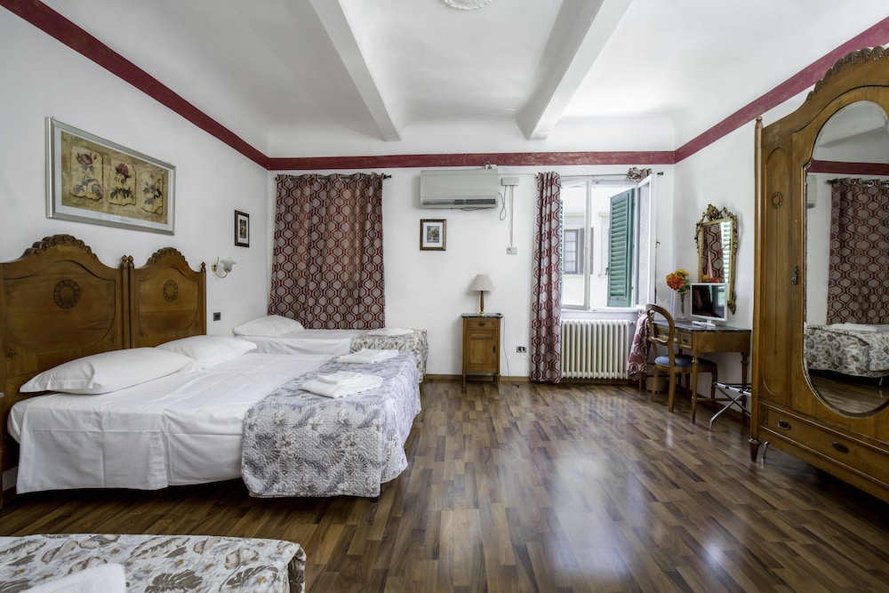 Standard Quadruple Room photo 1