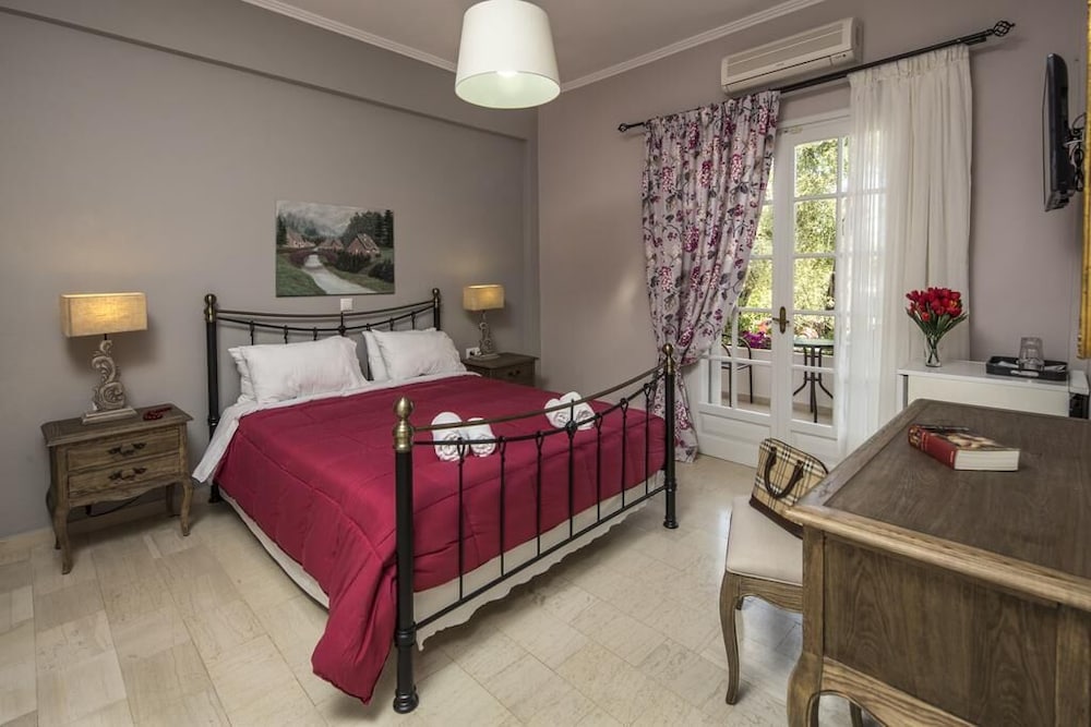 Superior Double Room, Pool View