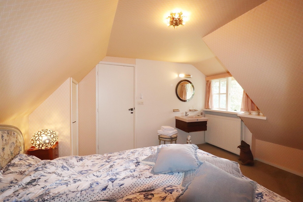 Villa photo 2