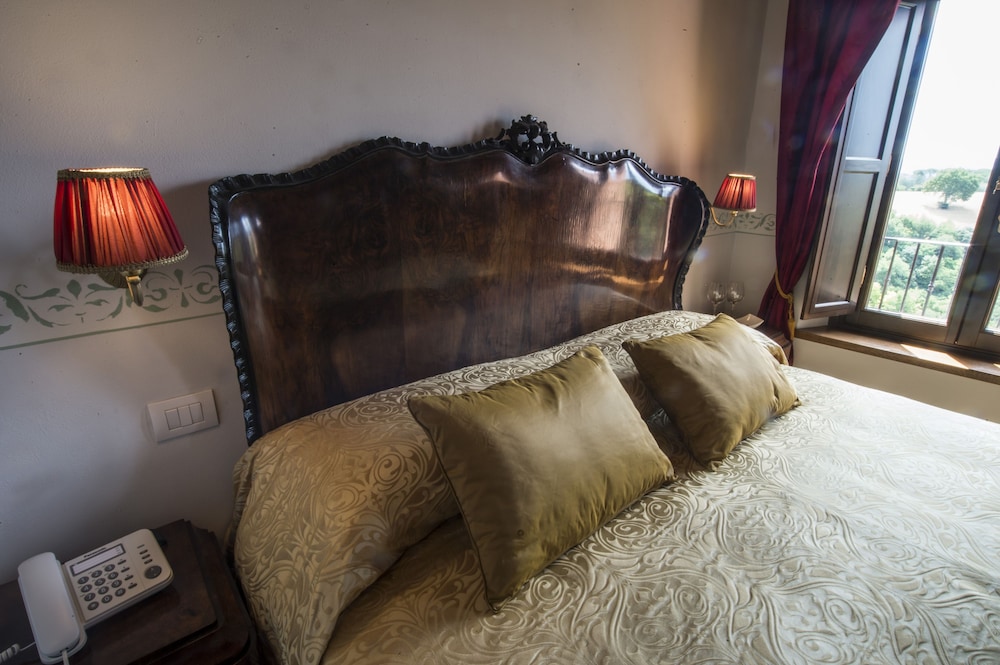 Deluxe Quadruple Room, 2 Bedrooms, 2 Bathrooms, Hill View