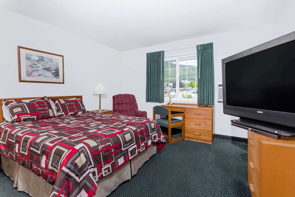 Standard Room, 1 Queen Bed - Photo 1