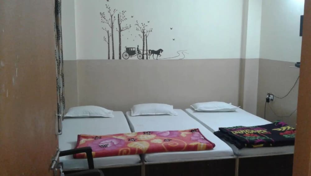 Deluxe Triple Room - Photo 1