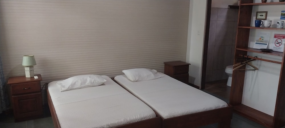 Economy Triple Room, Garden View photo 1