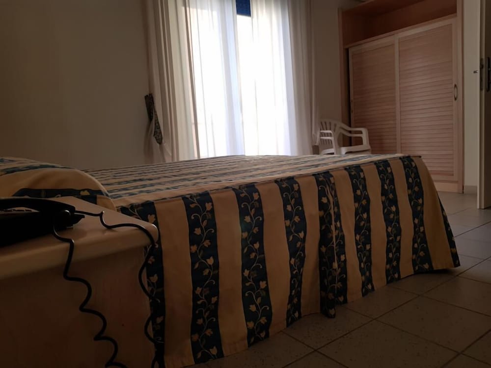 Double or Twin Room, Pool View