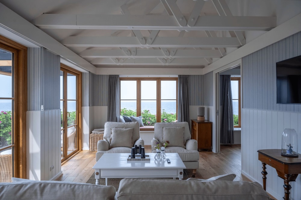 Signature Suite, Terrace, Ocean View photo 1