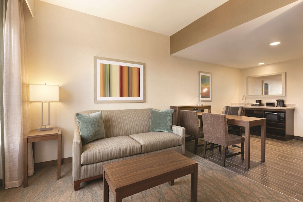 Studio Suite, 1 King Bed, Accessible, Bathtub