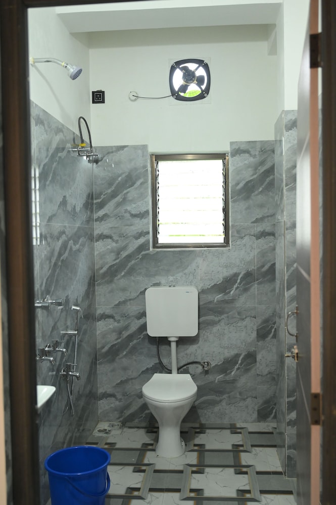 Basic Single Room photo 2