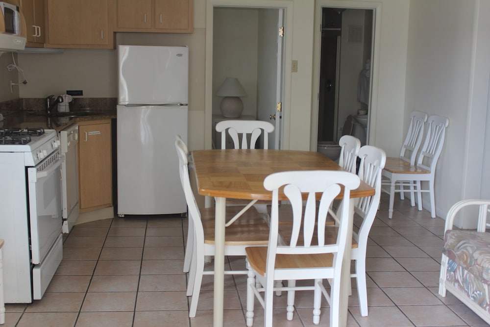 Luxury Suite, Multiple Beds, Kitchen (Type 8) photo 3